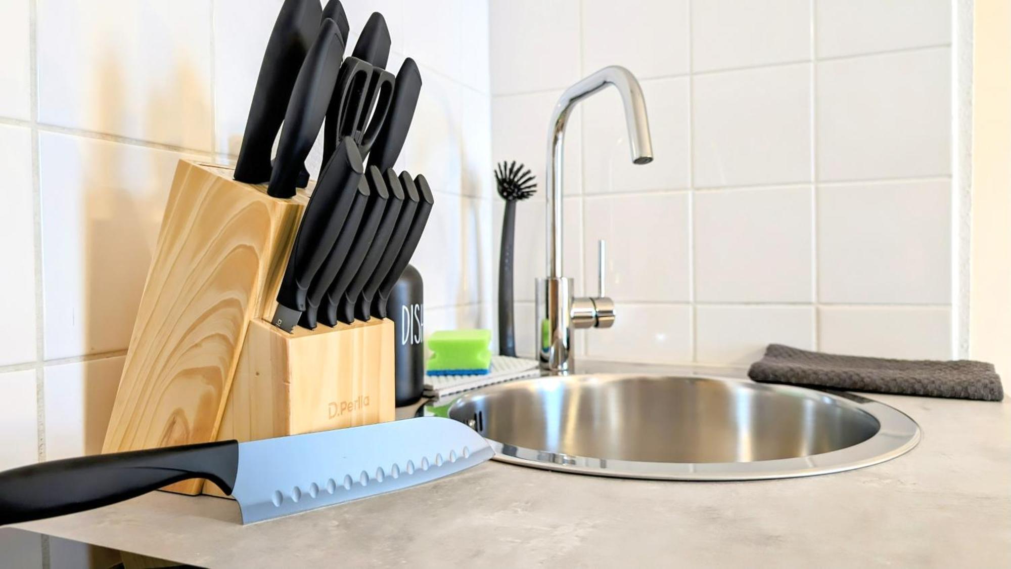 Andriss - Study & Work Apartments - Wifi - Kitchen Kaiserslautern Exterior foto
